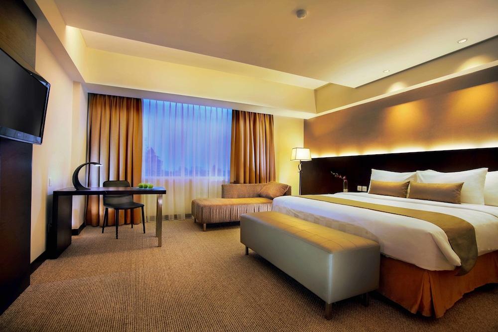 Aston Makassar Hotel & Convention Center מראה חיצוני תמונה