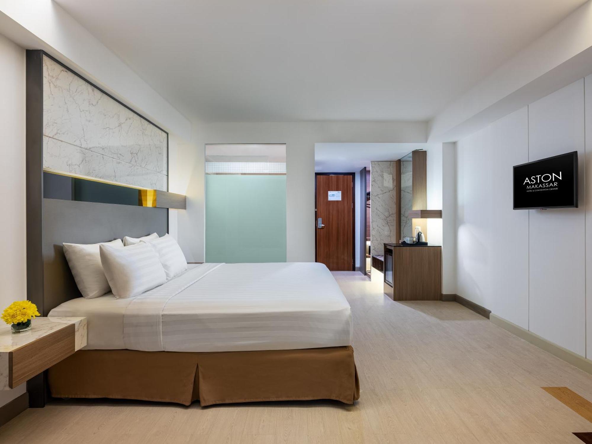 Aston Makassar Hotel & Convention Center מראה חיצוני תמונה