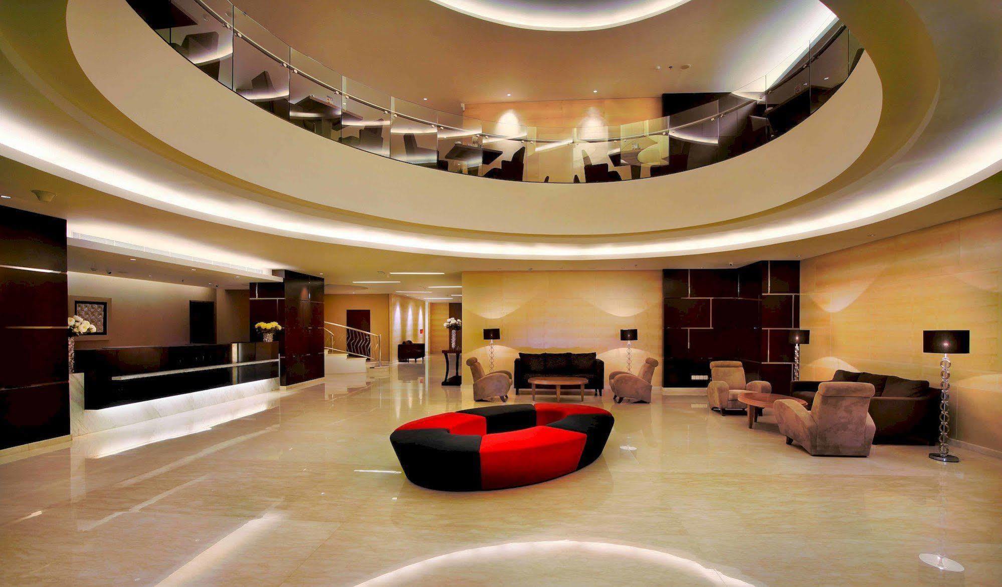 Aston Makassar Hotel & Convention Center מראה חיצוני תמונה